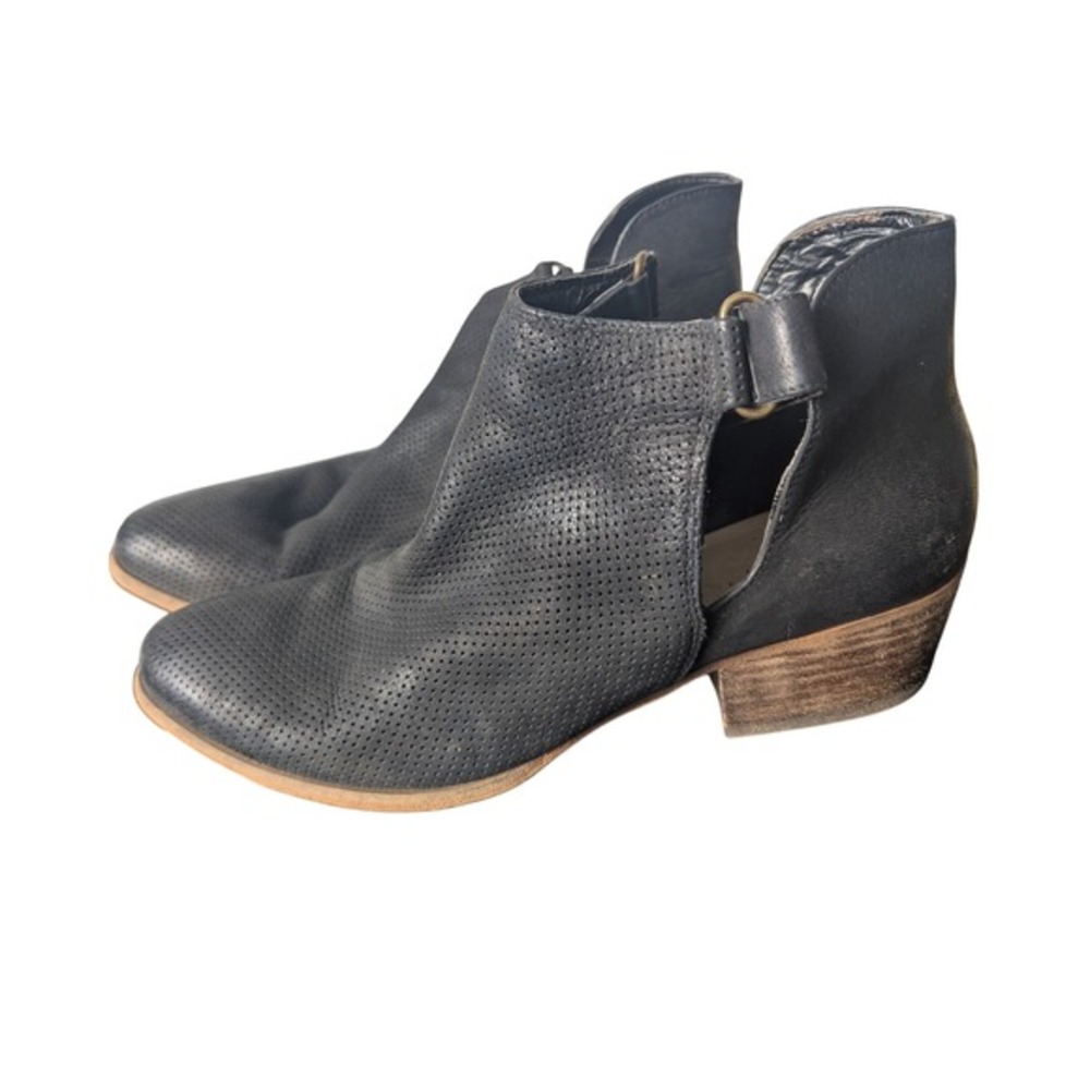 Caslon Black Leather Ankle Booties Perforated Detail Cutout Accents 10M‎